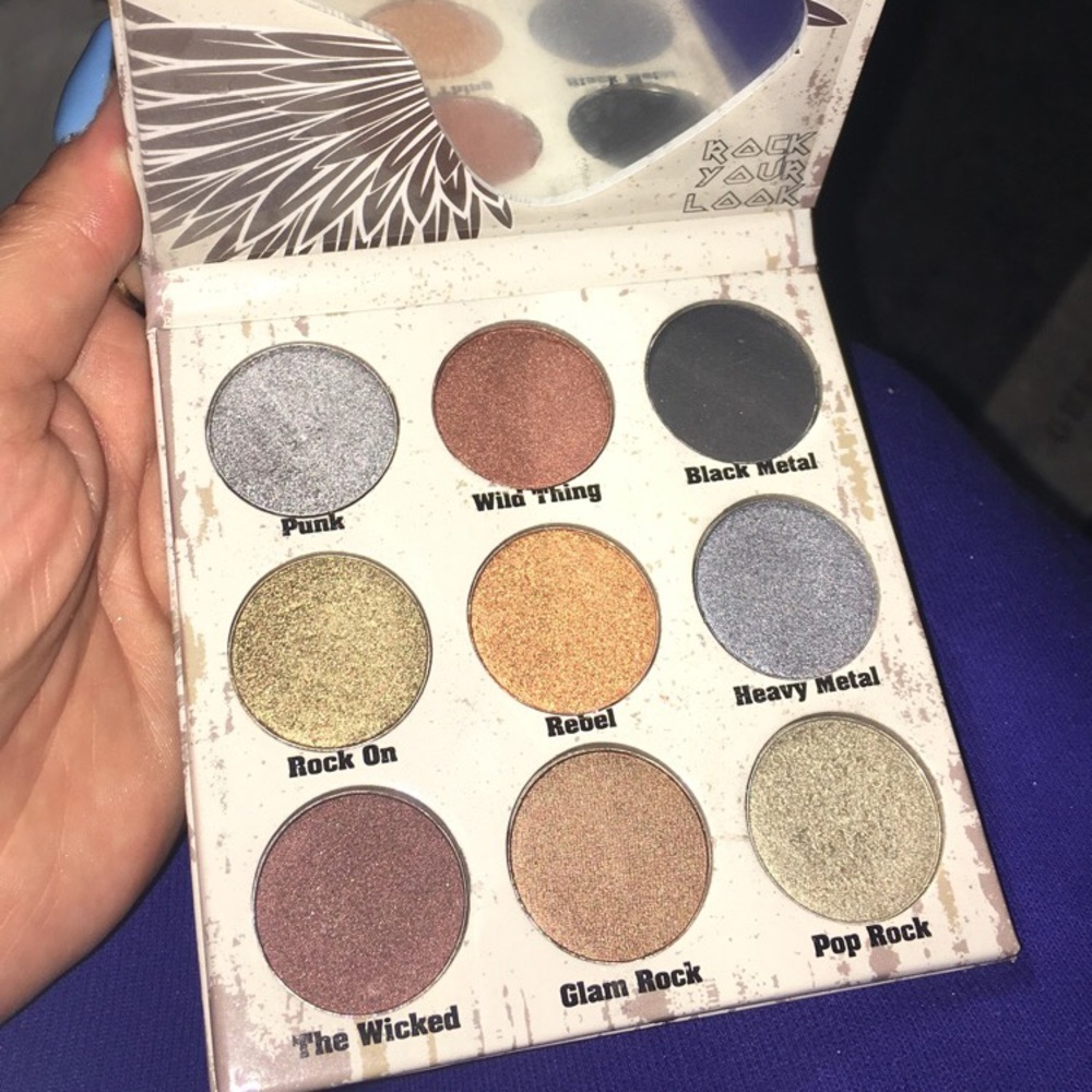 Crown Pro Pallet